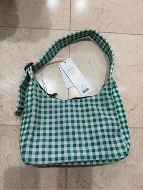 NWT Baggu Green Gingham shoulder bag